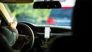 Video: chofer de Uber exhibe a mujer que amenaza con acusarlo de acoso