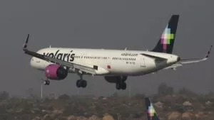 Agencia de Aviación defiende permiso a Volaris para operar con tripulación extranjera