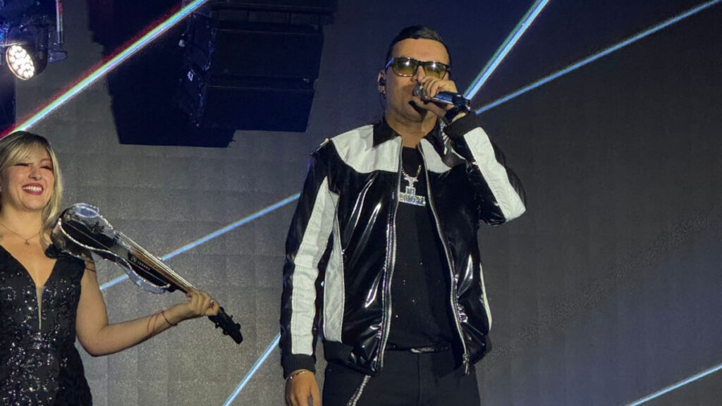 Yeison Jiménez hace historia en "El Campín"; "El Flaco" por primera vez en Bogotá