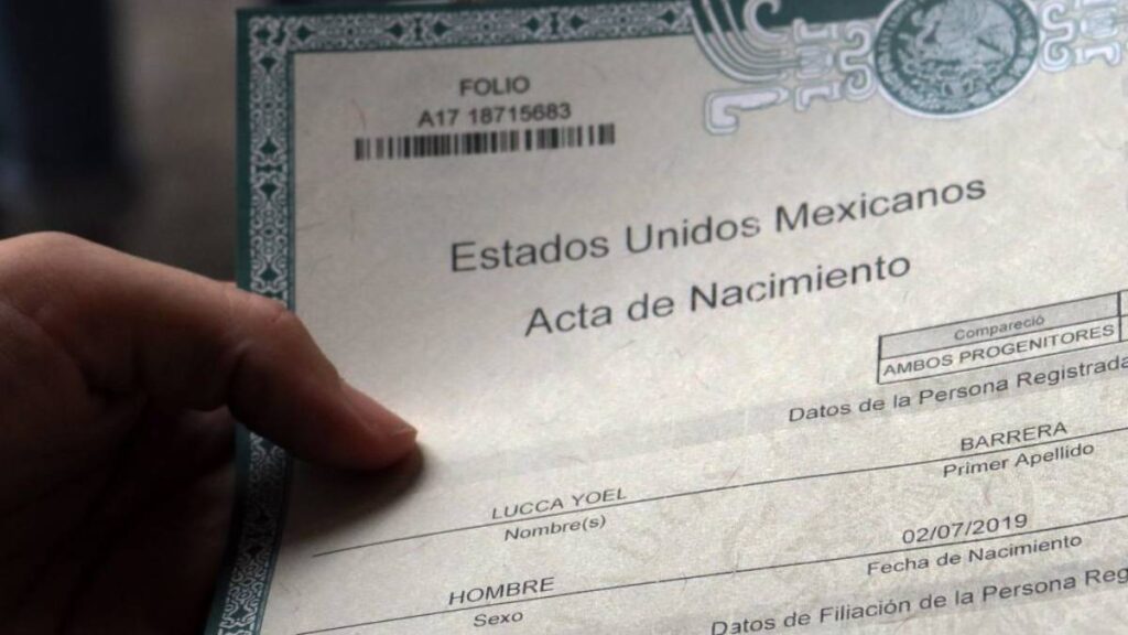 Así puedes tramitar y descargar tu acta de nacimiento certificada por internet con Llave CDMX.