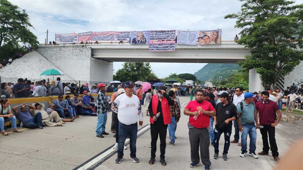 Bloqueo en la Autopista de Sol este miércoles.