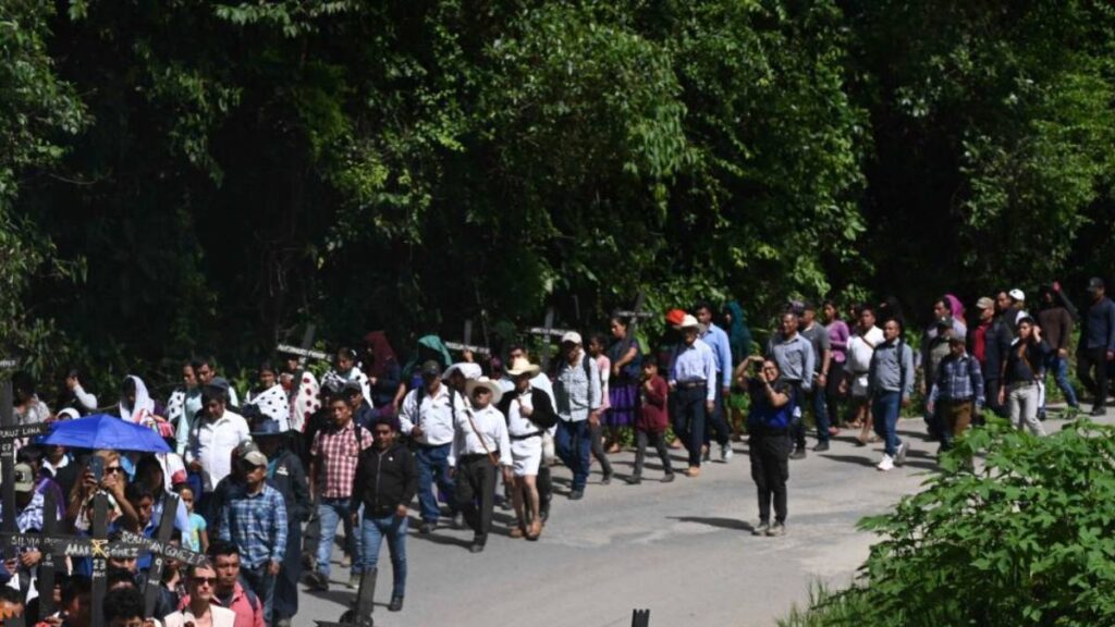 Violencia en Chiapas provoca éxodo a Guatemala.