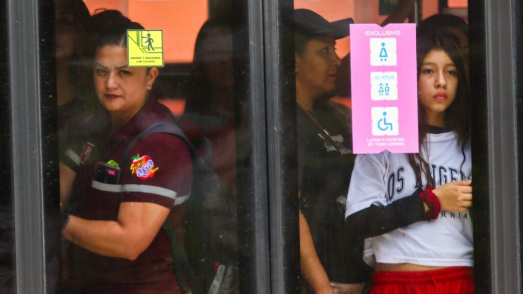 ¿Cómo opera el Metrobús este lunes 25 de agosto por lluvia?