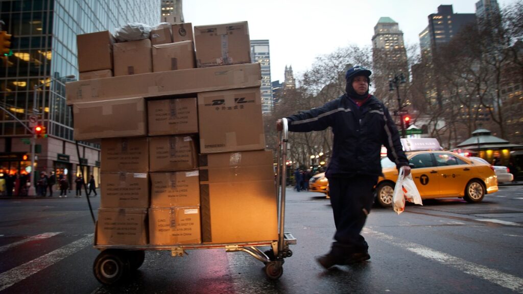 Concluyó permanentemente exención tarifaria de EE.UU. para envíos por debajo de 800 dólares