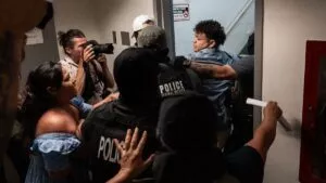 En tribunales,  así detiene el ICE a migrantes indocumentados
