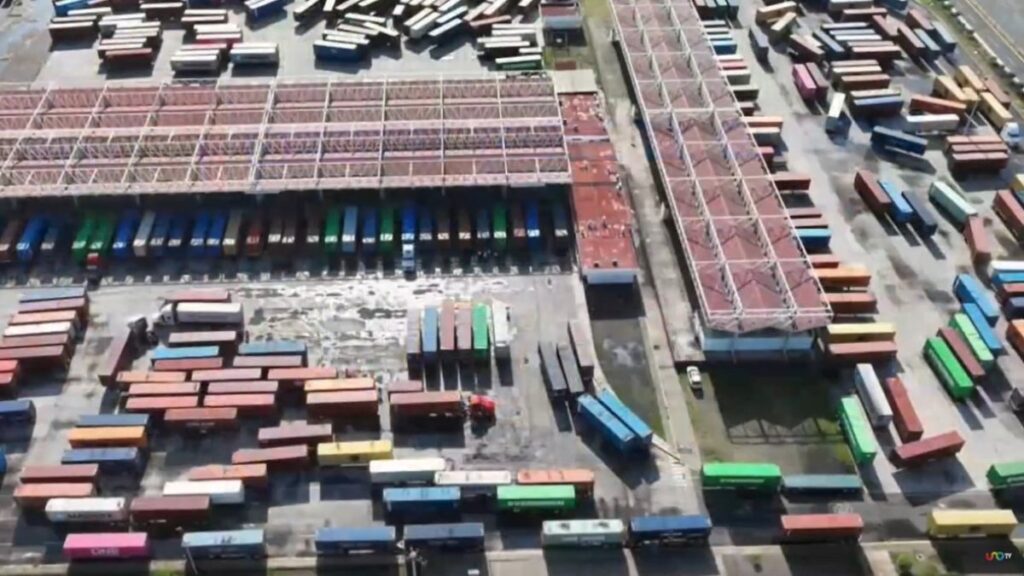 Decomiso de productos chinos en Puerto de Lázaro Cárdenas, Michoacán