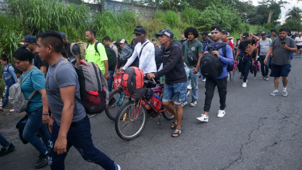 Deportados y migrantes buscan inclusión económica y social en México