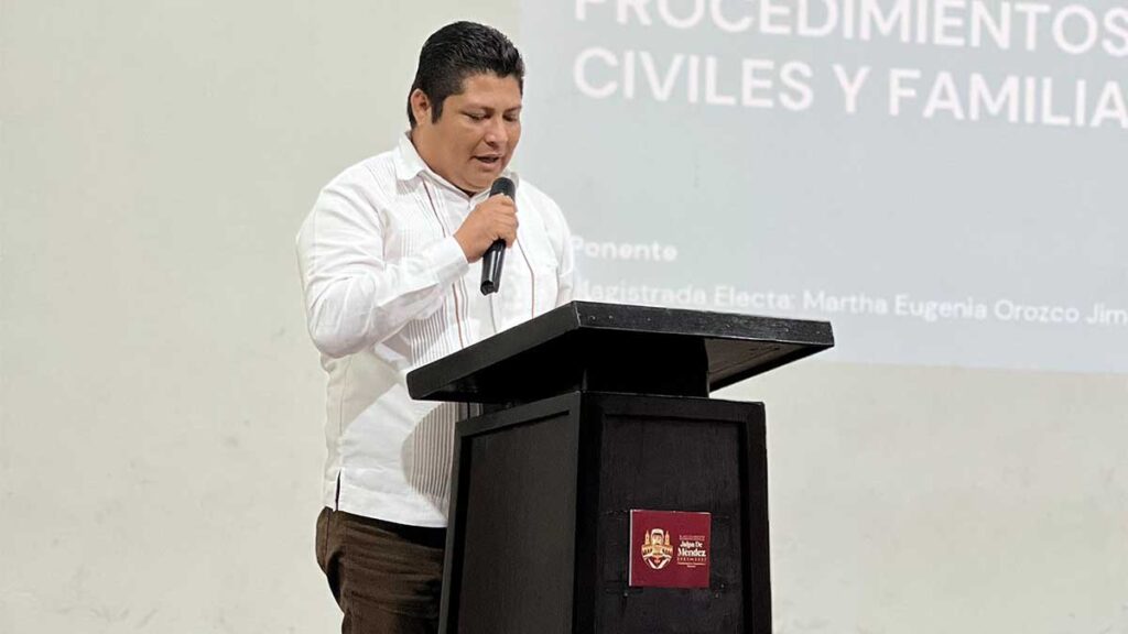 José del Carmen Olán, presidente municipal.