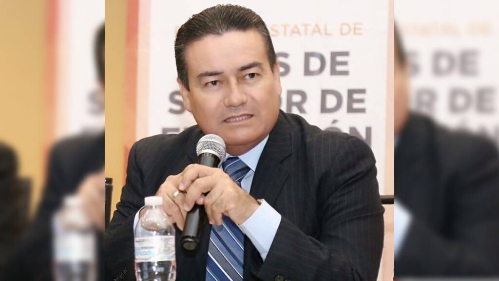 José Víctor Guerrero, exsecretario de Educación de Sonora, fue detenido en Hermosillo por presuntos delitos financieros.