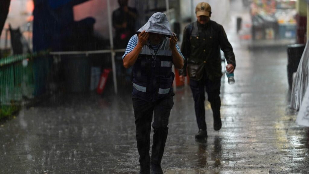 Tormenta Diez-E dejará lluvias en el Pacífico en México. Cuartoscuro