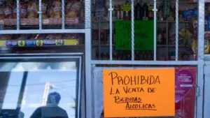 ¡Ni un trago! Habrá ley seca en Xochimilco por más de un mes
