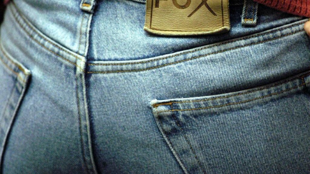 ojo-en-la-autopista-puebla-orizaba-asi-estafan-con-venta-de-ropa