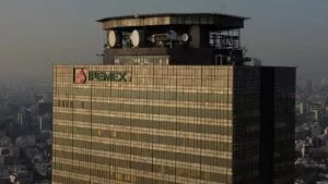 Bajó 40 puntos base la percepción de riesgo crediticio de Pemex y México en 2 años