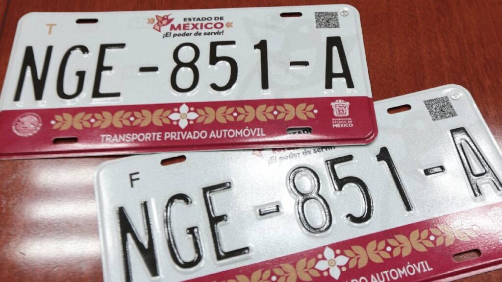 El reemplacamiento en Edomex 2025 termina en agosto. Multas de 2,262 pesos y sanciones esperan a quienes no cumplan el trámite a tiempo.