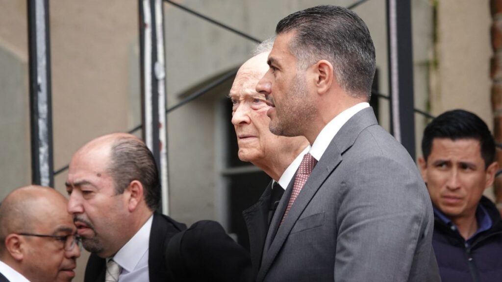 Alejandro Gertz Manero y Omar García Harfuch en plenaria sobre seguridad