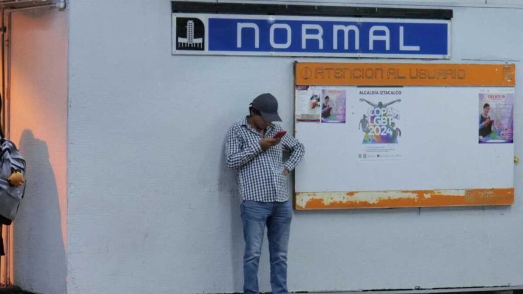 Presunta balacera fuera de metro Normal