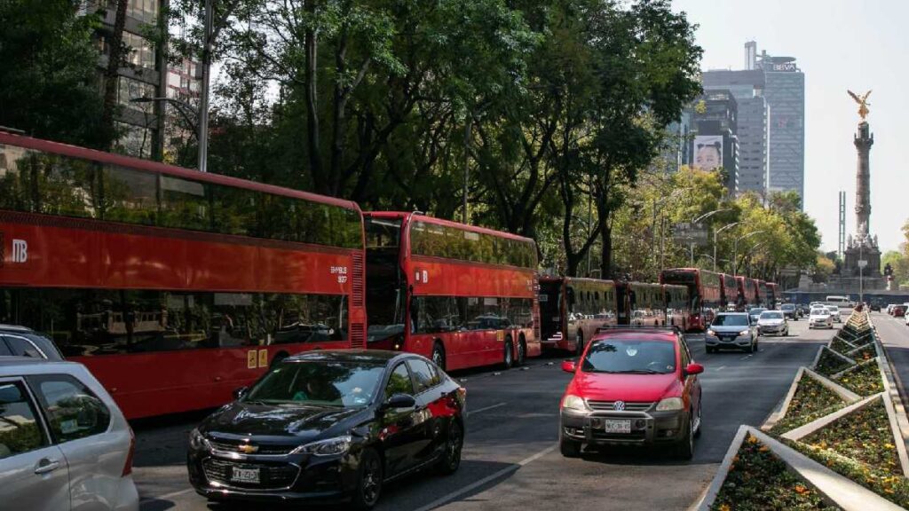 Cierre parcial en Paseo de la Reforma