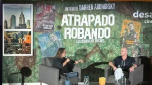 Darren Aronofsky presenta en CDMX su nueva película "Atrapado robando"
