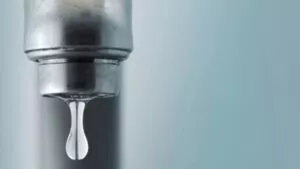 Adelantan desfogue de presa Zimapán en Querétaro; hay corte de agua en 336 colonias