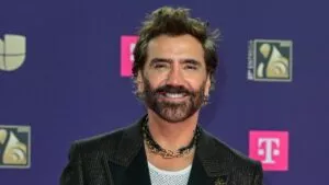 Alejandro Fernández revela la crisis de salud que lo dejó sin poder caminar ni comer
