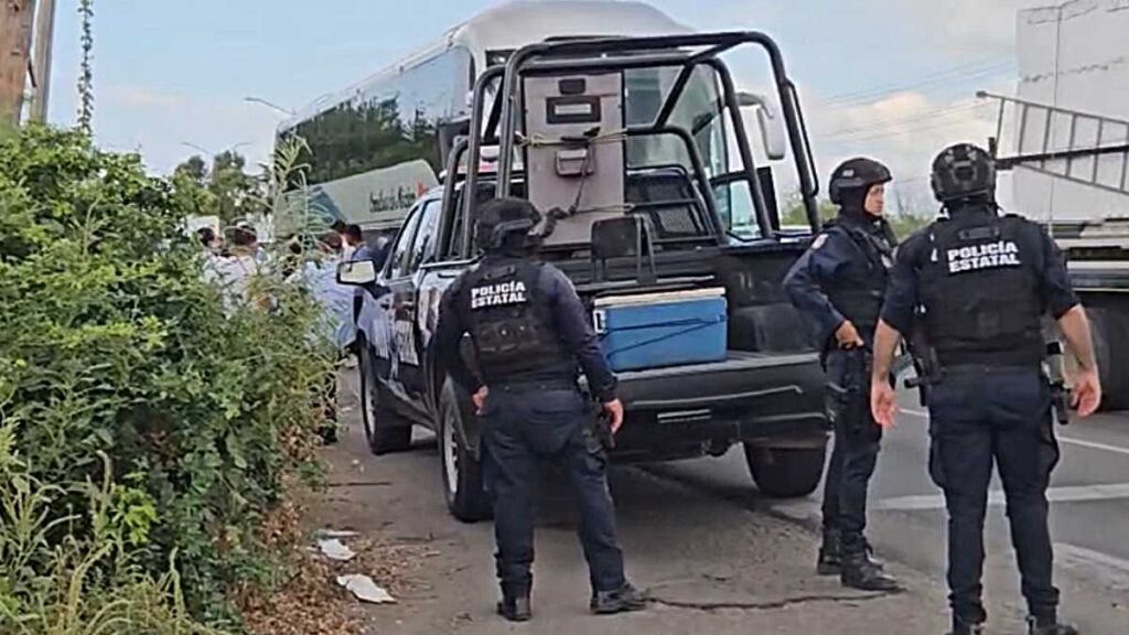 Balean a escoltas de funcionario en Culiacán