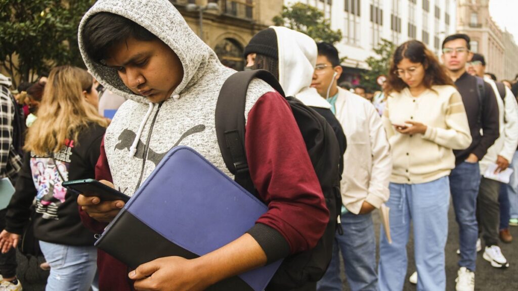Ciudad Juárez abre becas para universitarios de nuevo ingreso