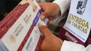 Becas del Bienestar y Jóvenes Construyendo el Futuro: lo que debes saber en octubre