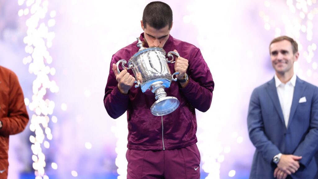 ¡Carlos Alcaraz gana su sexto trofeo de Grand Slam!