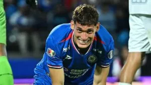 Cruz Azul sufre ante Querétaro pero salva el invicto en la Liga MX
