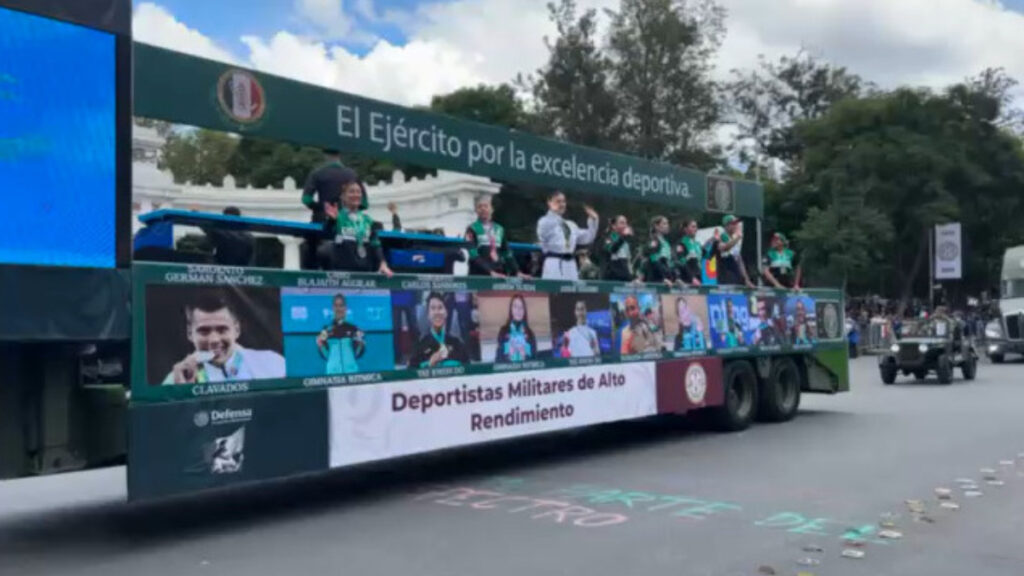¡Así fue el carro alegórico de los deportistas en el Desfile Militar 2025!