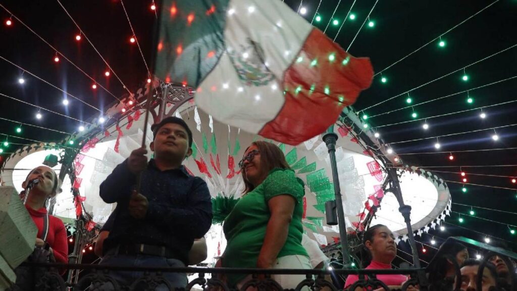 Chicago, Sacramento y South Bend cancelan festivales del Grito por temor a redadas migratorias; El Paso y Juárez mantienen festejos.