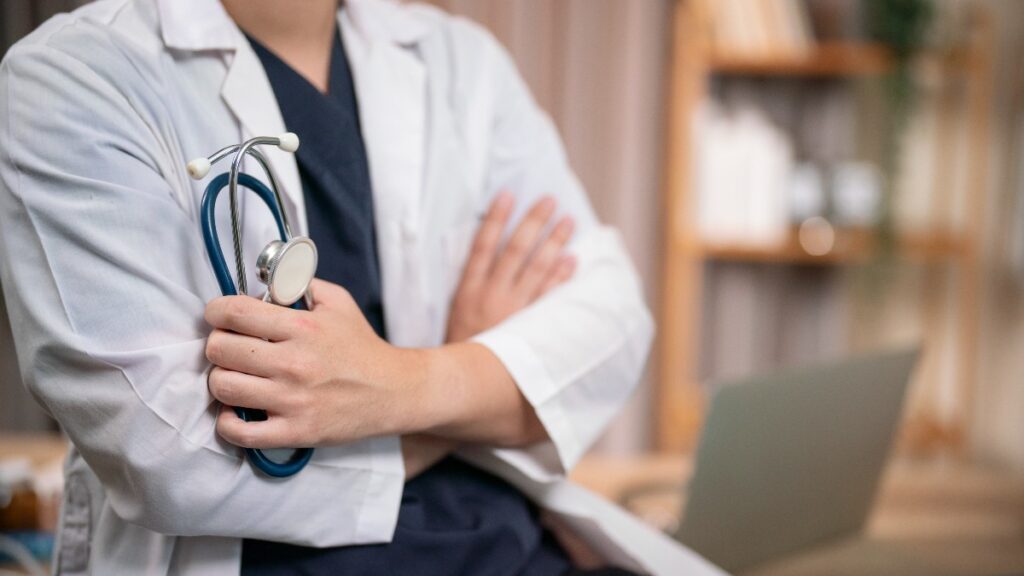 Trabajadores de Salud de Zacatecas se manifiestan por incumplimiento de acuerdos.