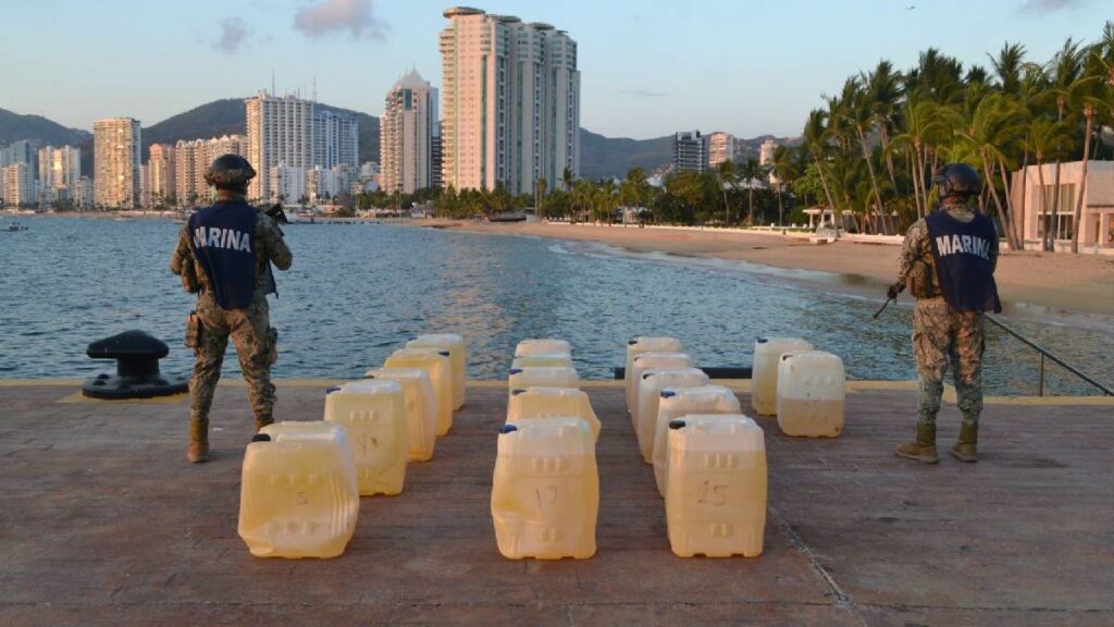 En este video se revela cómo el huachicol, lejos de erradicarse, se ha transformado en un problema aún más complejo que involucra tomas clandestinas, corrupción política, participación de altos mandos y el llamado huachicol fiscal.