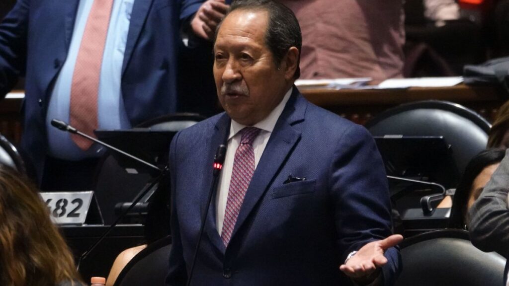 Leonel Godoy, exgobernador de Michoacán