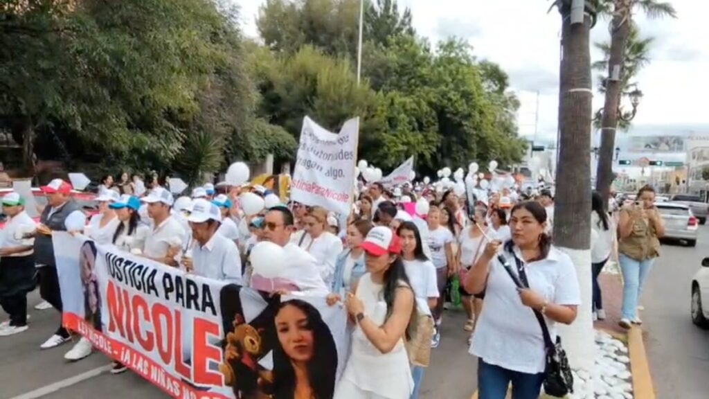Marchan en Durango para exigir justicia por la muerte de Paloma Nicole