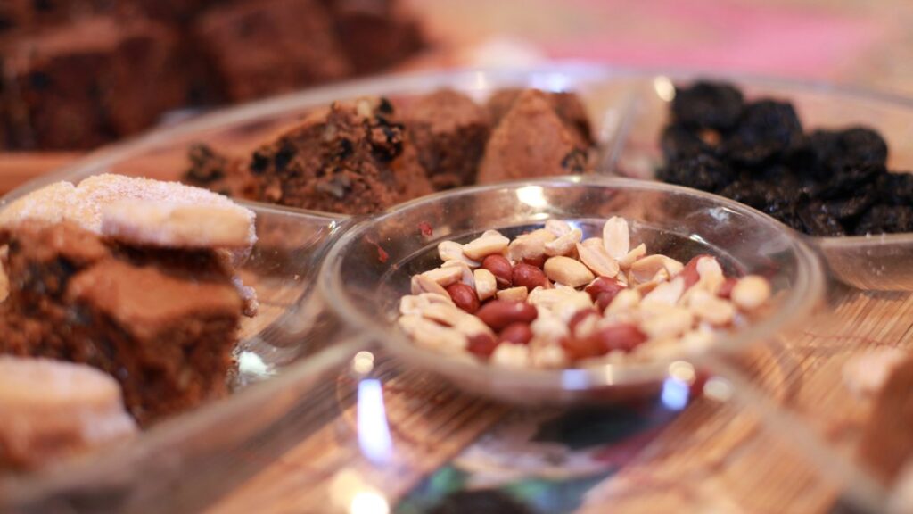 ¿Cómo preparar un pay de chocolate con cacahuate?