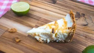 Sencilla receta de pay de limón con galletas, para hacer en casa y sin horno