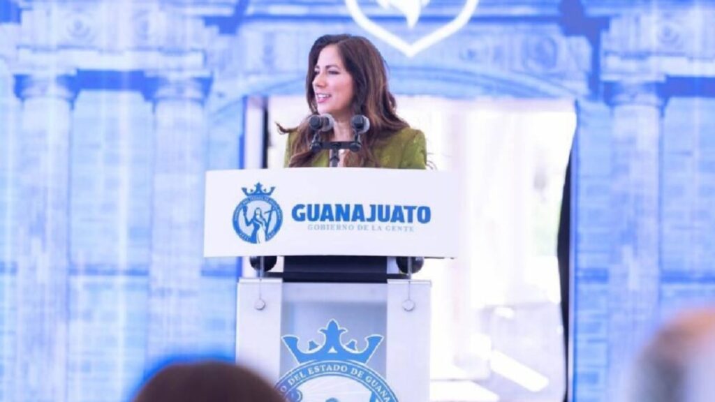 Presenta Libia iniciativas de Ley para sancionar a agresores y violentadores de niñas, niños, adolescentes y mujeres