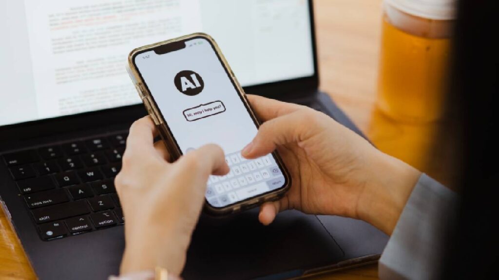 Se revela que miembros del Parlamento usan ChatGPT para redactar discursos.