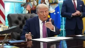 "¡Ya lo verán!": Trump insiste en Groenlandia; asegura que  "estarán encantados"