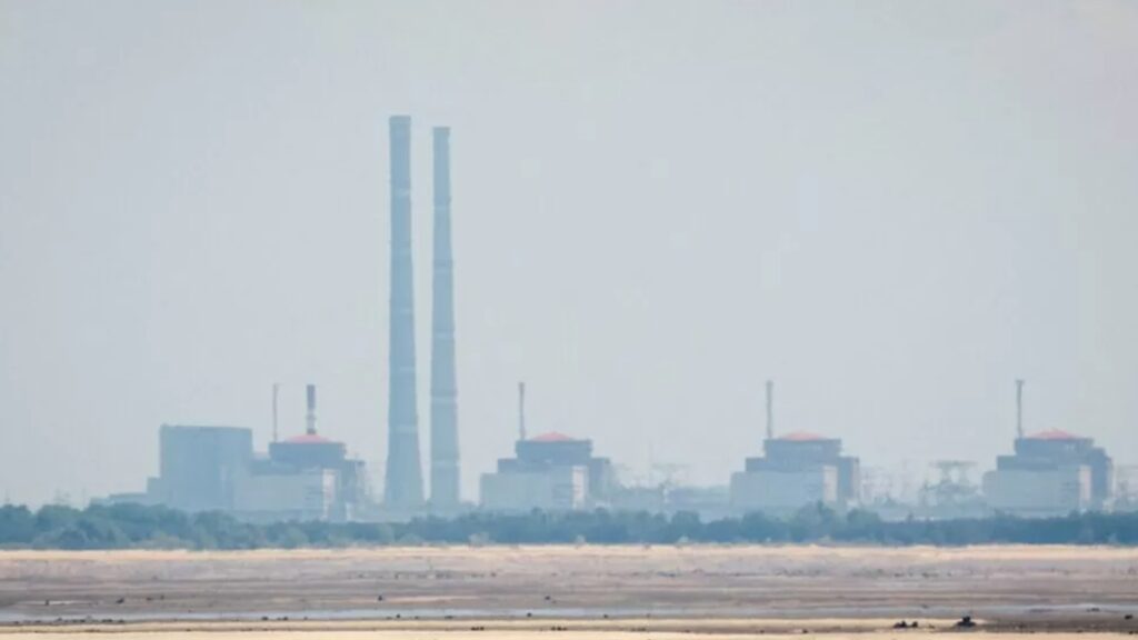 Ucrania acusa a Rusia de desconectar central nuclear de Zaporiyia
