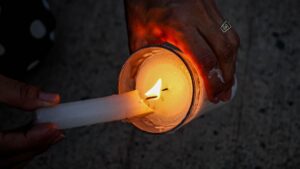 Veladoras explosivas amenazan Día de Muertos en Papantla