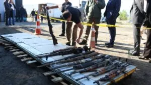 Embajada de EE. UU. en México destaca aseguramiento de más de 36 mil armas ilegales
