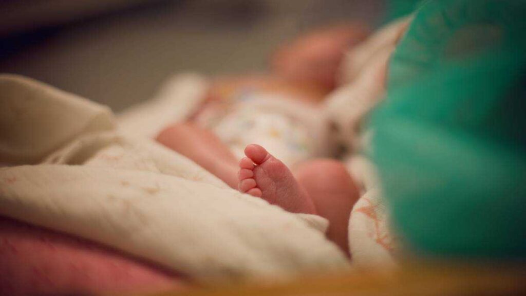 Bebé hijo de Leslie Godínez fue entregado a su familia