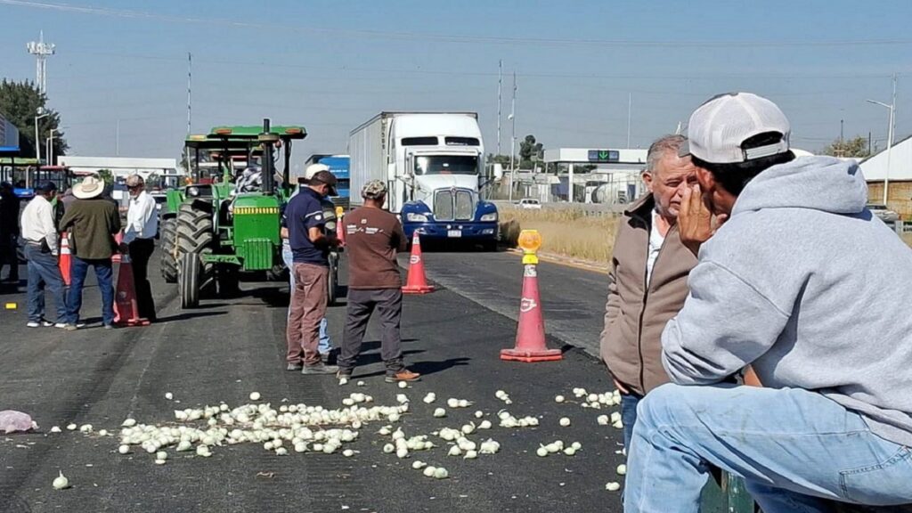 carreteras-que-siguen-bloqueadas-pese-acuerdo-con-agricultores