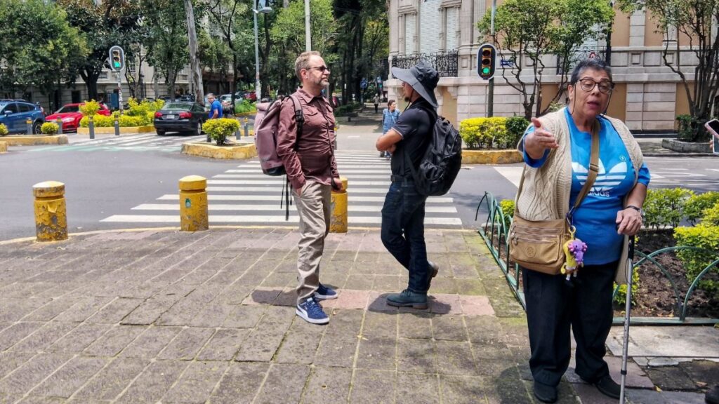 Alejandro Landero rechazó que esté abandonado y fue su decisión vivir en la calle