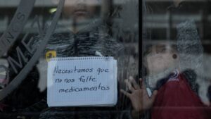 100 niños en riesgo por falta de cirugías en hospital de CDMX