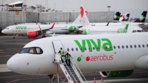 Viva Aerobus, sin afectaciones en AICM; advierte por medida de EE. UU. en AIFA
