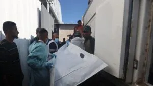 Israel devuelve 45 cuerpos palestinos a Gaza bajo acuerdo de alto el fuego