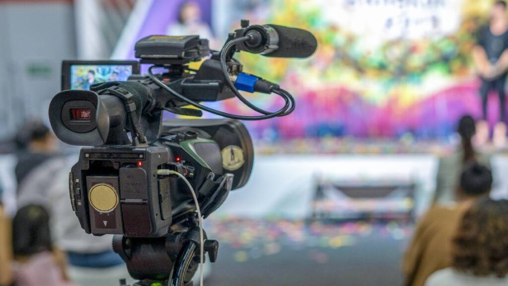 Muere Jenifer Rivas, conductora de TV, a los 21 años